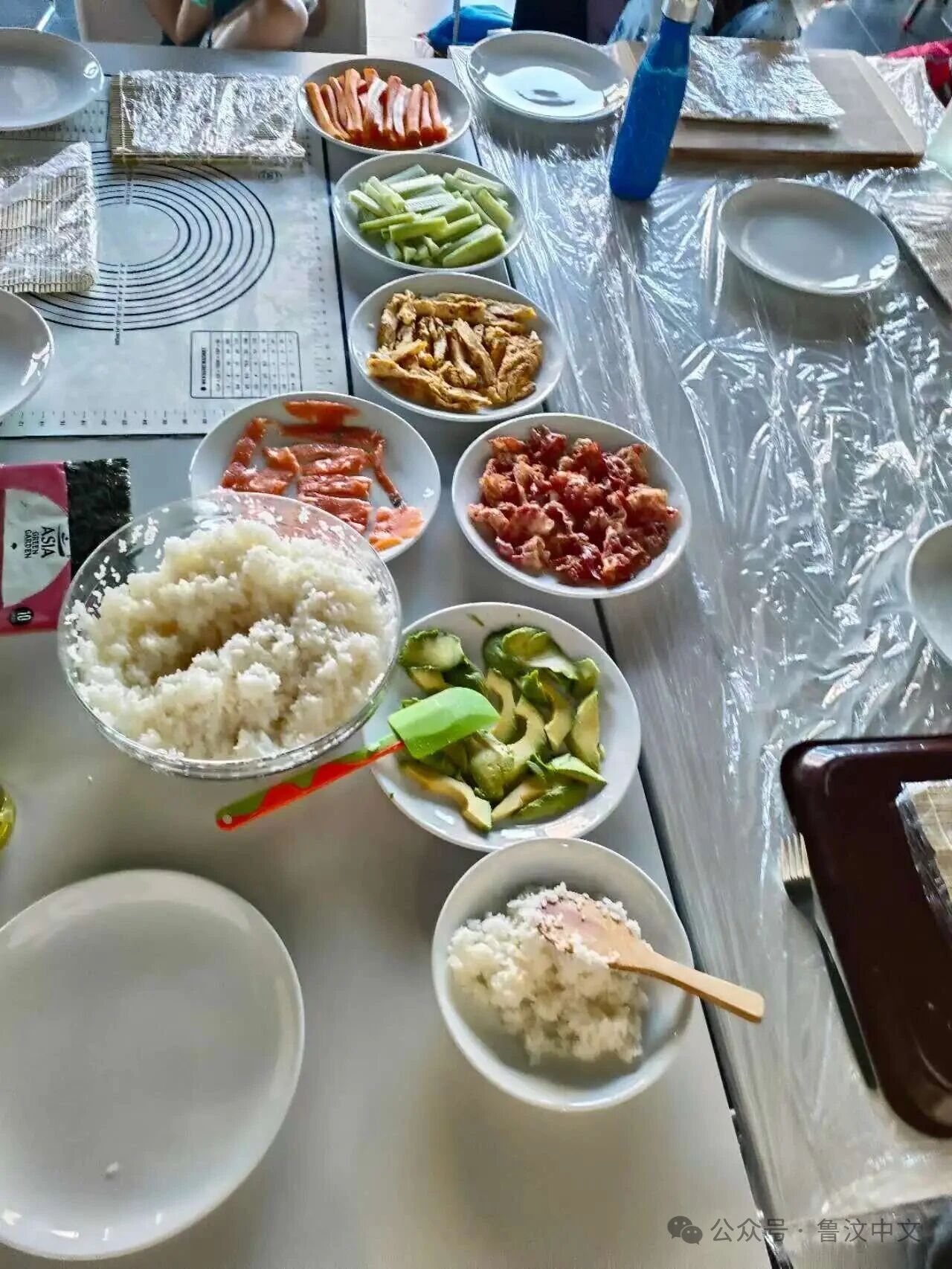 准备寿司食材